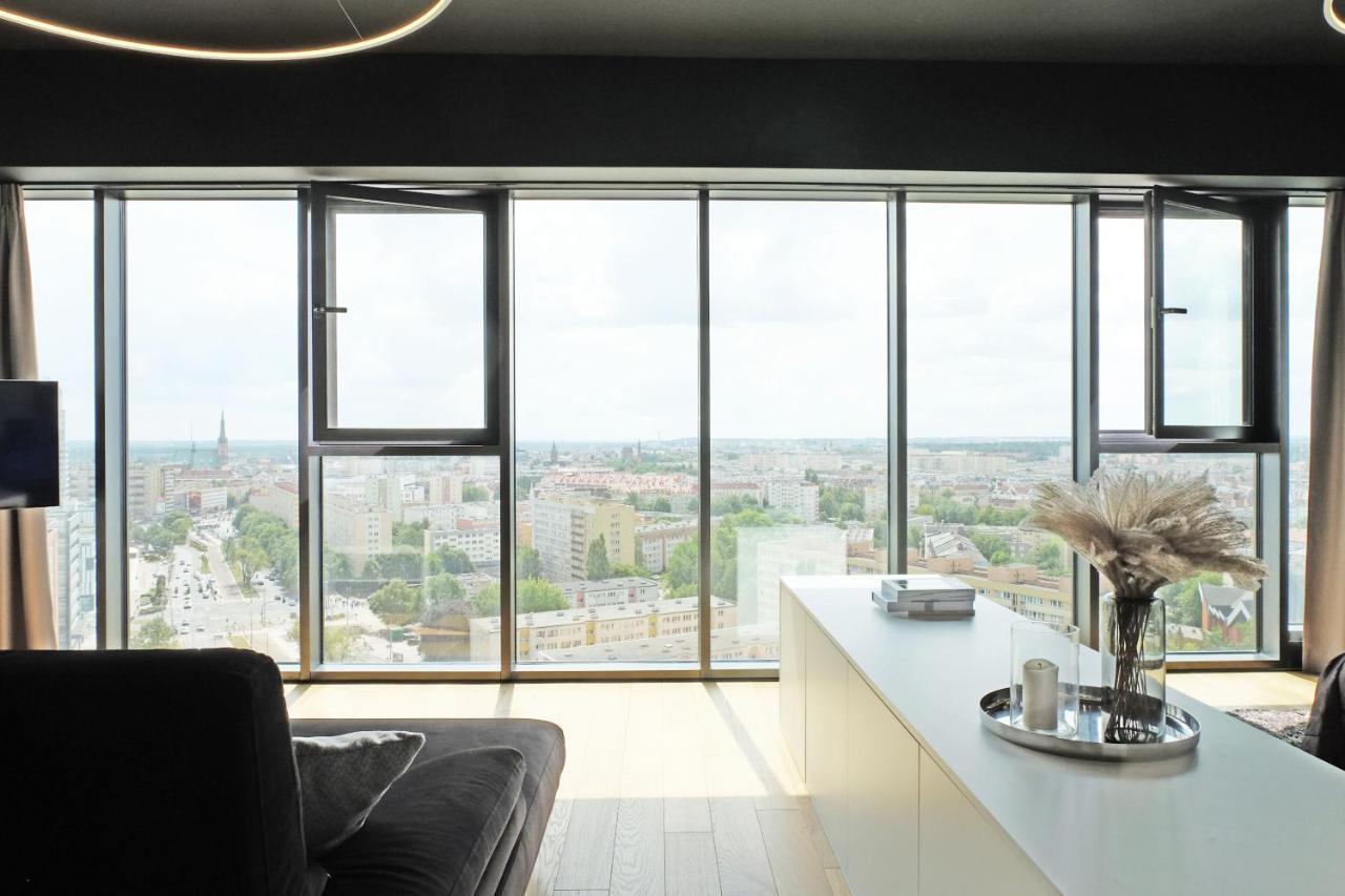 Hanza Tower - Luxurious Apartment 60M2 - 15Th Floor City View シュチェチン エクステリア 写真